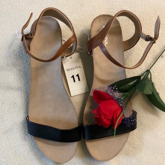Merona Shoes - Merona Ladies Sandals